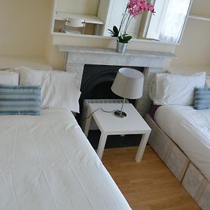 Klassieke Familie Kamer met Twee Aparte Bedden